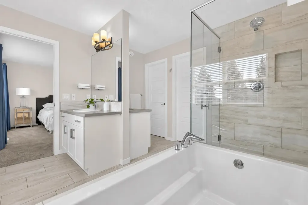 195 Mahogany Passage SE Calgary AB T3M 2J7