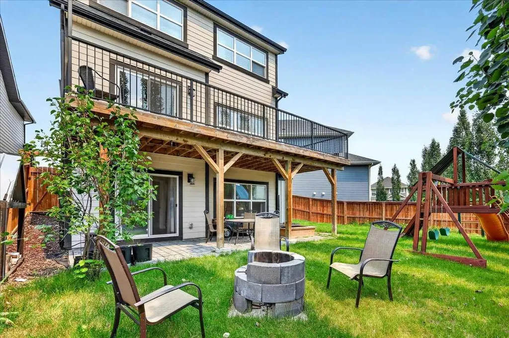 195 Mahogany Passage SE Calgary AB T3M 2J7