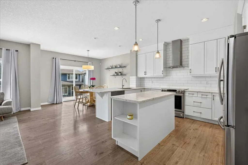 195 Mahogany Passage SE Calgary AB T3M 2J7