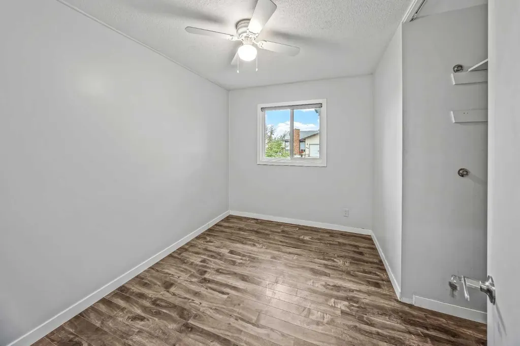 227 Manora Crescent NE Calgary AB T2A4S4