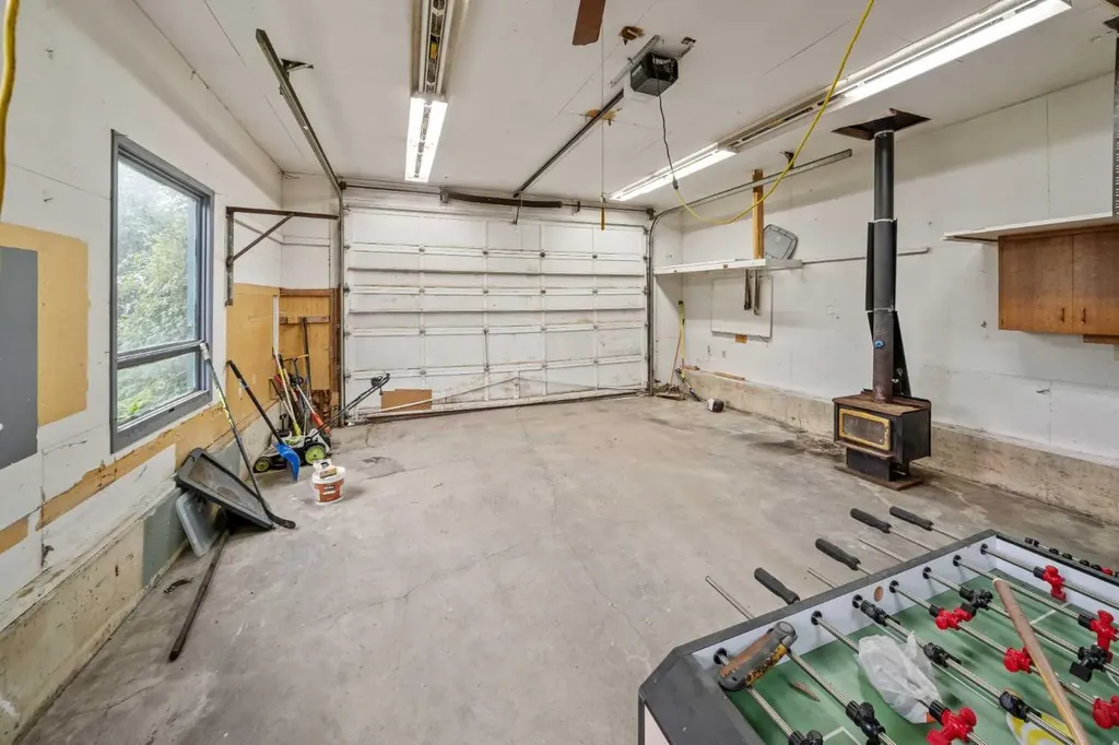 227 Manora Crescent NE Calgary AB T2A4S4