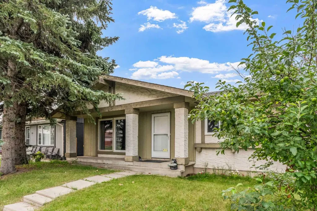227 Manora Crescent NE Calgary AB T2A4S4