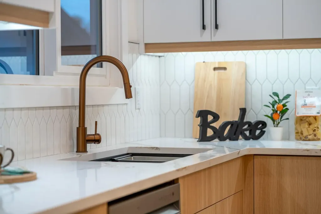 44 Fraser Road SE Calgary AB T2H1E3
