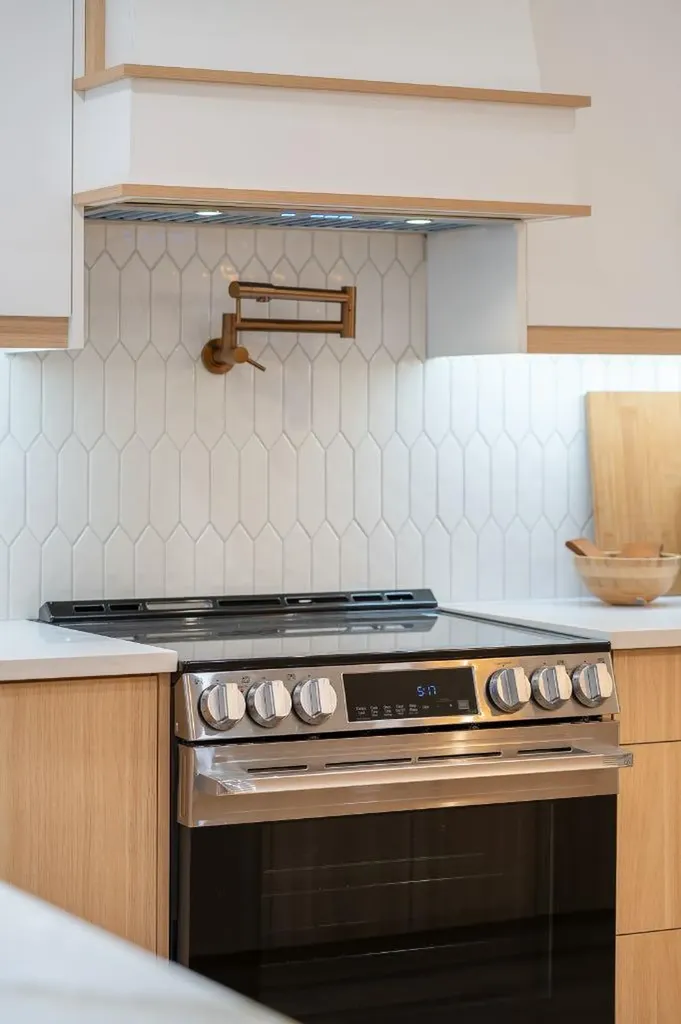 44 Fraser Road SE Calgary AB T2H1E3