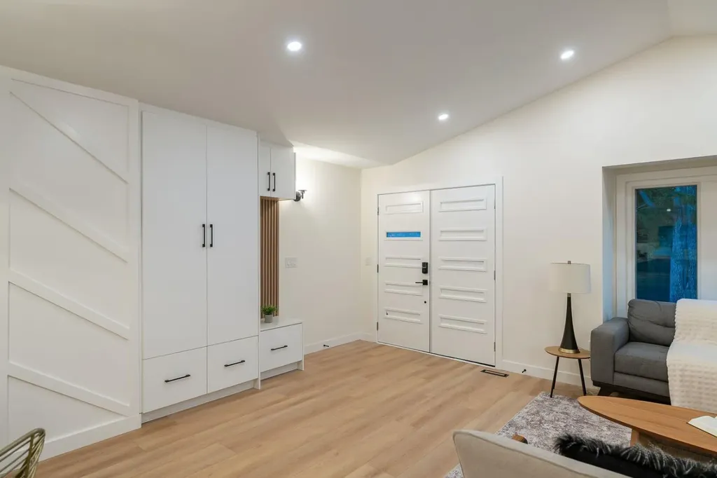 44 Fraser Road SE Calgary AB T2H1E3