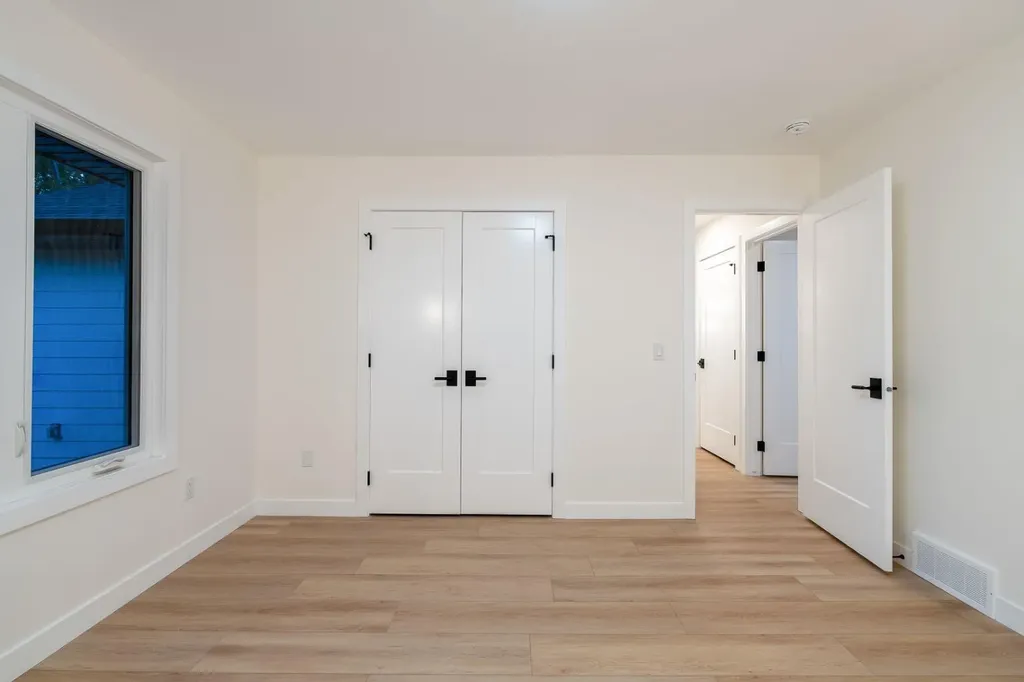 44 Fraser Road SE Calgary AB T2H1E3
