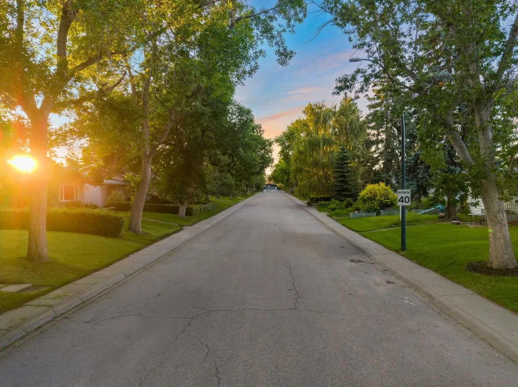 44 Fraser Road SE Calgary AB T2H1E3