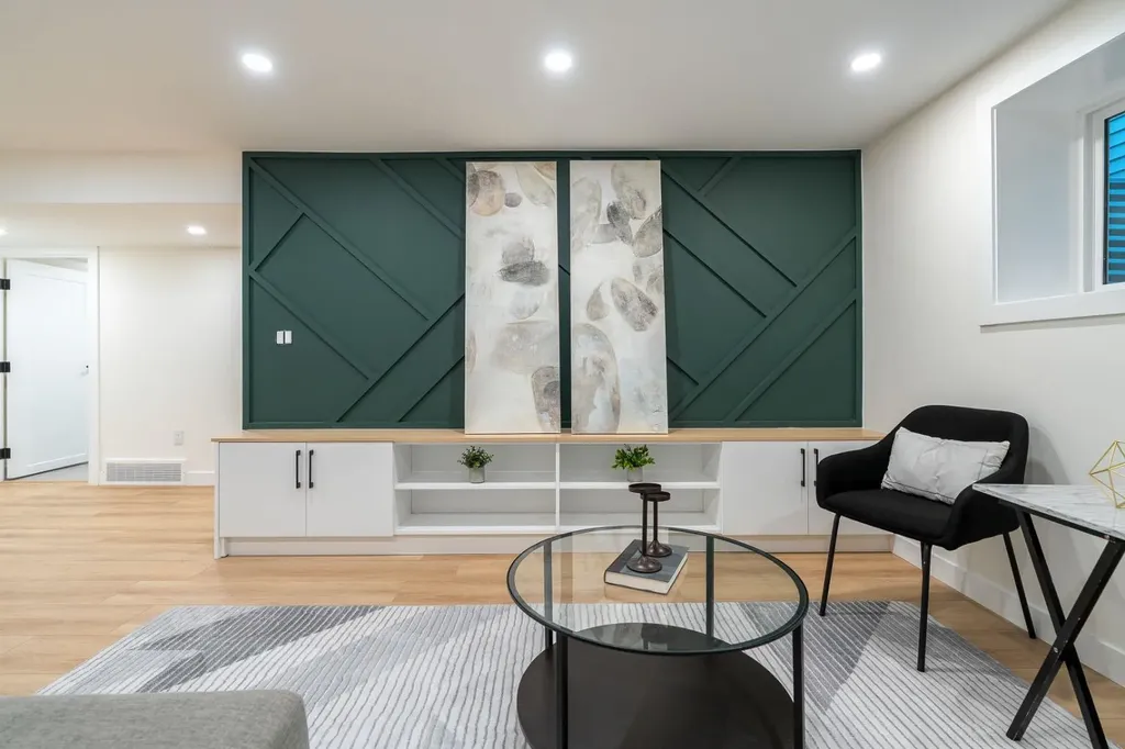 44 Fraser Road SE Calgary AB T2H1E3