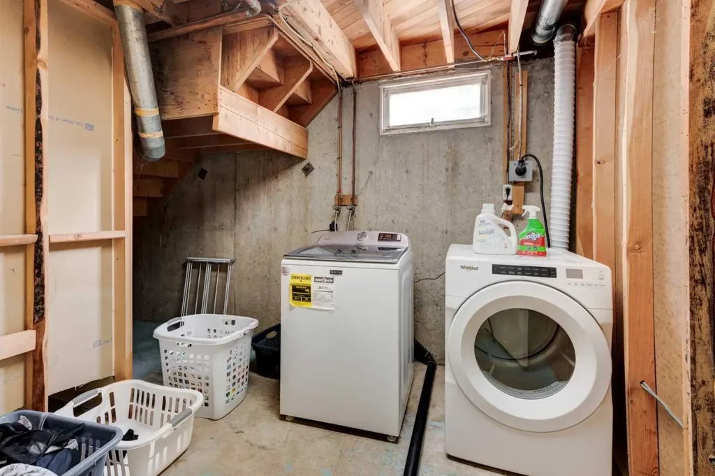 508 99 Avenue SE Calgary AB T2J 0K2