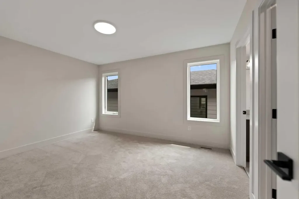 52 Patterson Rise SW Calgary AB T3H2E3