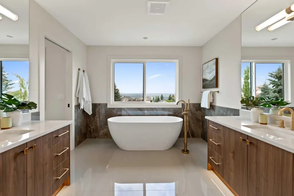 52 Patterson Rise SW Calgary AB T3H2E3