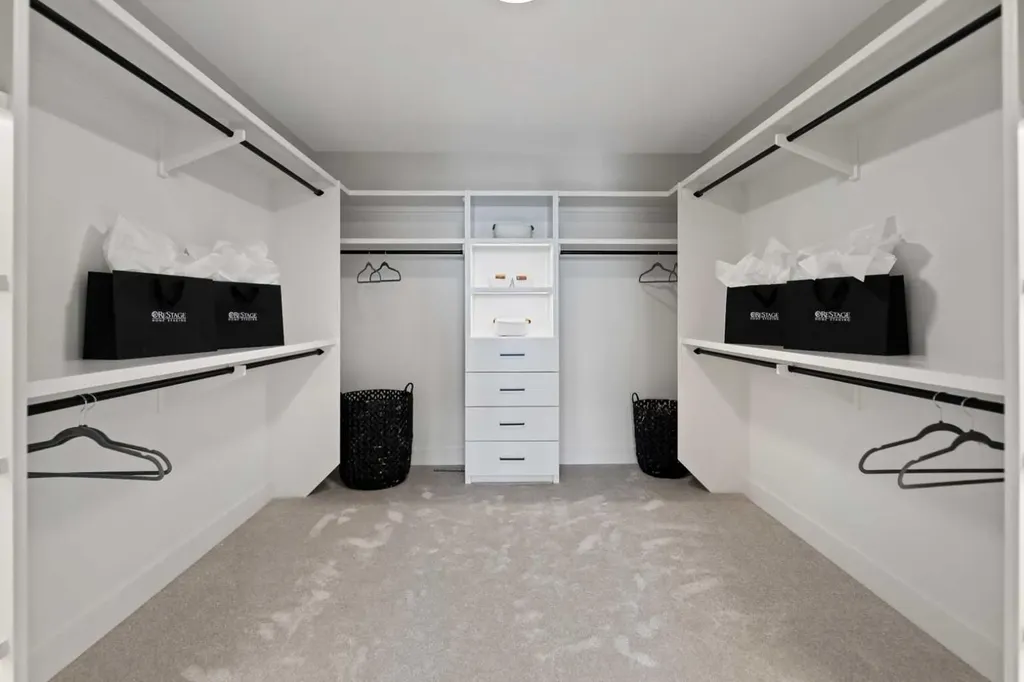 52 Patterson Rise SW Calgary AB T3H2E3