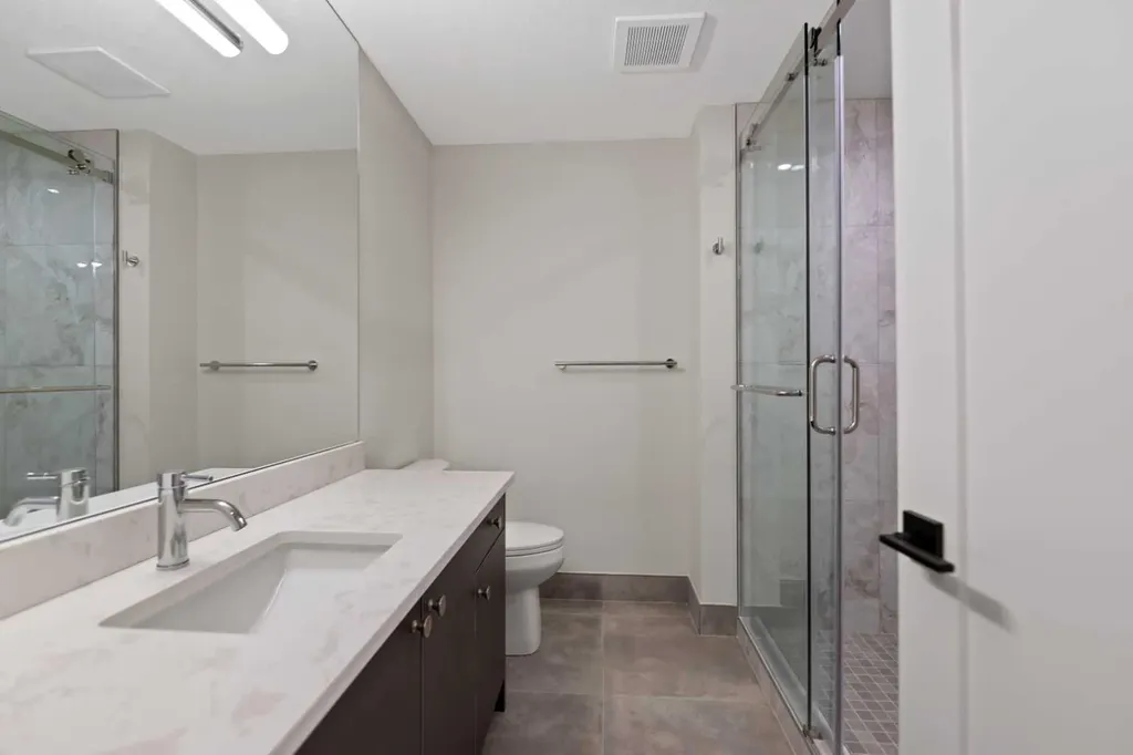 52 Patterson Rise SW Calgary AB T3H2E3