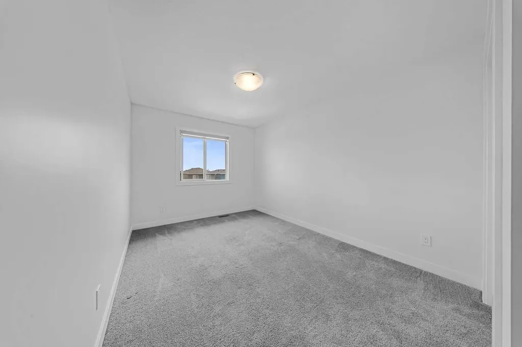 834 Bayview Terrace SW Airdrie AB T4B5M5