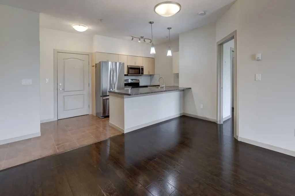 604 East Lake Boulevard NE Airdrie AB T4A 0G5