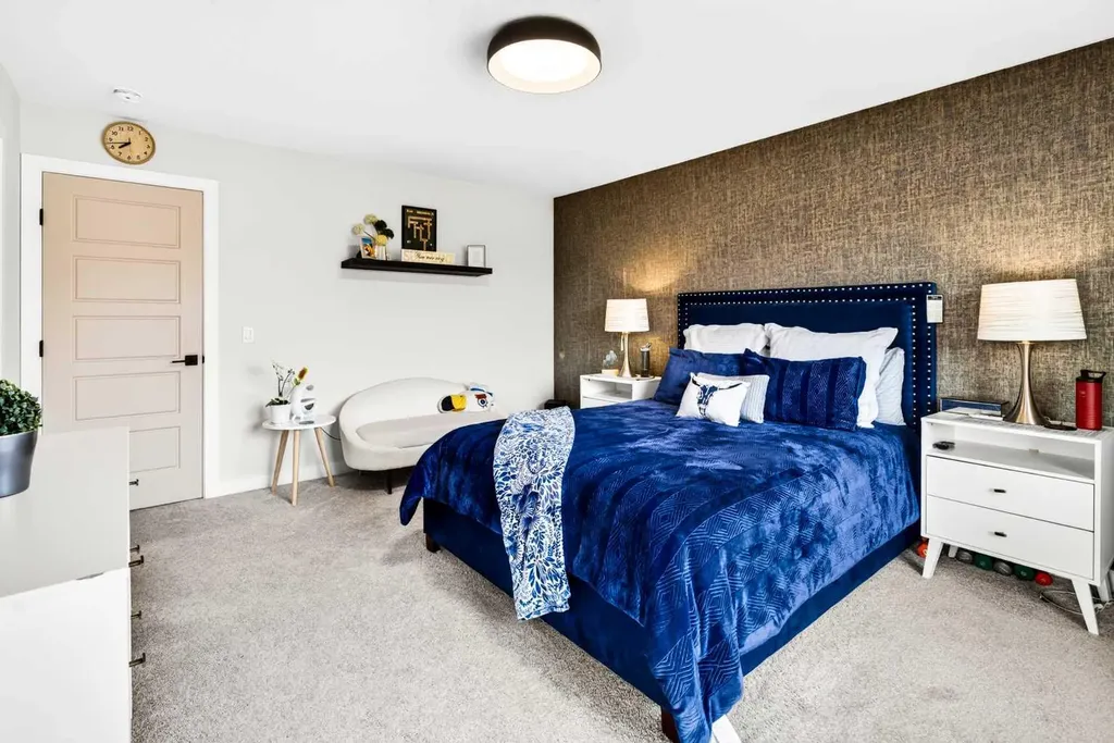 43 Hotchkiss Row SE Calgary AB T3S 0J5