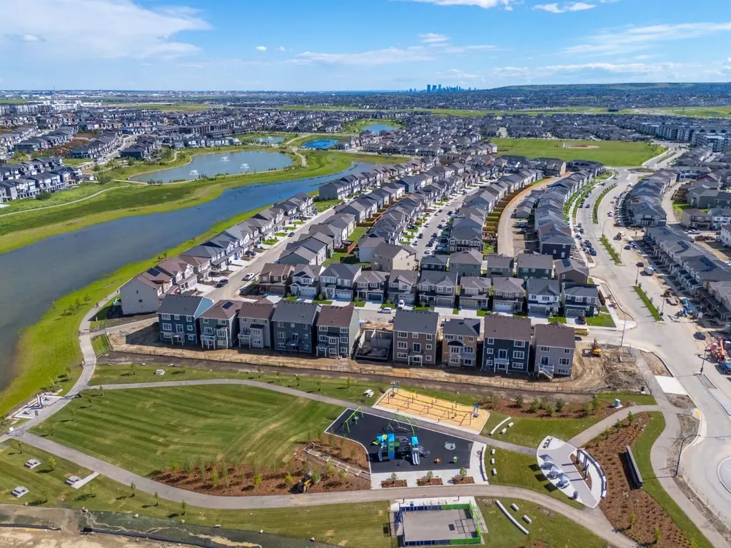 2056 Carrington Boulevard NW Calgary AB T3P 2M8