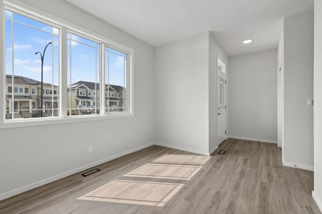 2056 Carrington Boulevard NW Calgary AB T3P 2M8