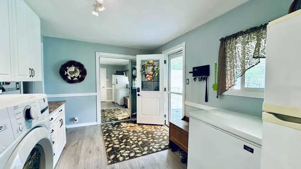 506, 13441 665a Township Beaver Lake AB T0A2C1