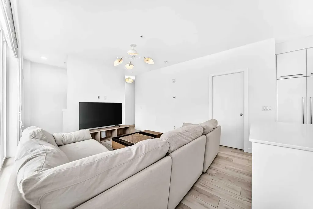 3125 39 Street NW Calgary AB T3B 6H5