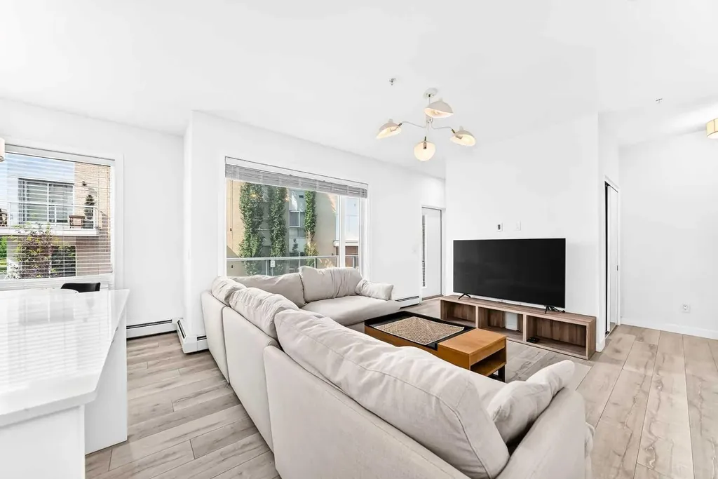3125 39 Street NW Calgary AB T3B 6H5
