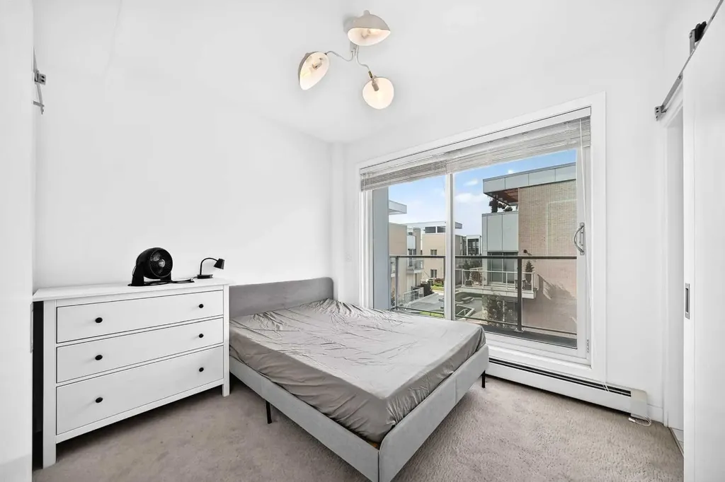 3125 39 Street NW Calgary AB T3B 6H5