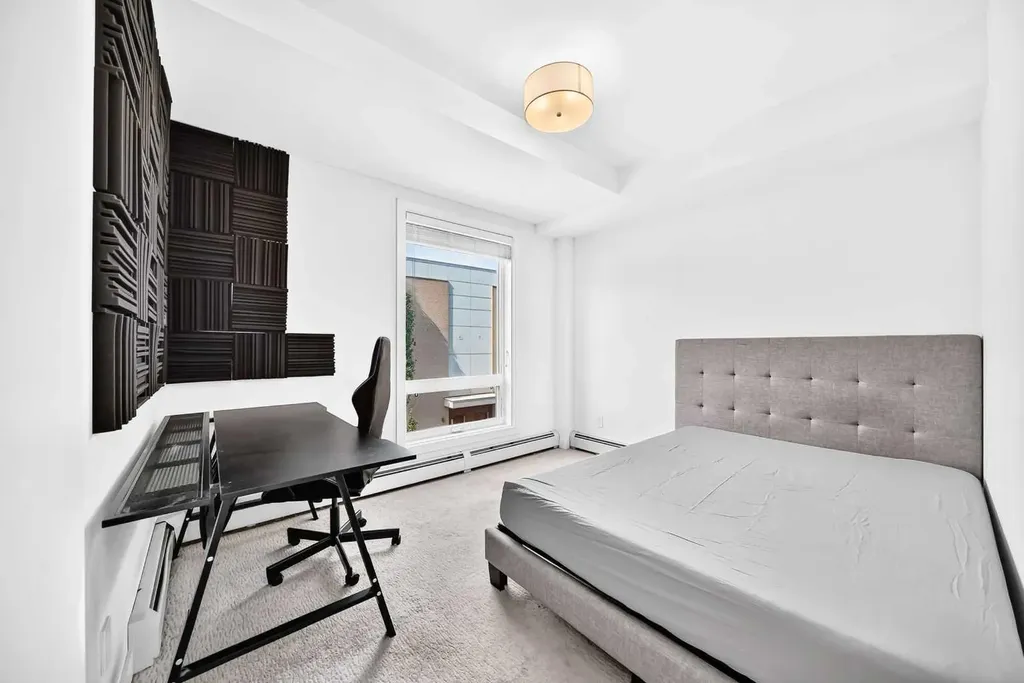 3125 39 Street NW Calgary AB T3B 6H5