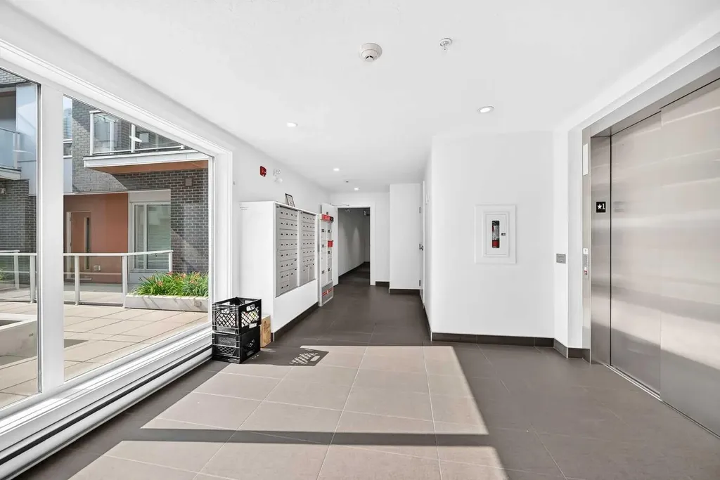 3125 39 Street NW Calgary AB T3B 6H5