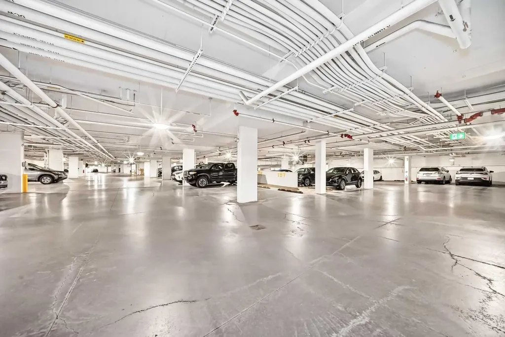 3125 39 Street NW Calgary AB T3B 6H5