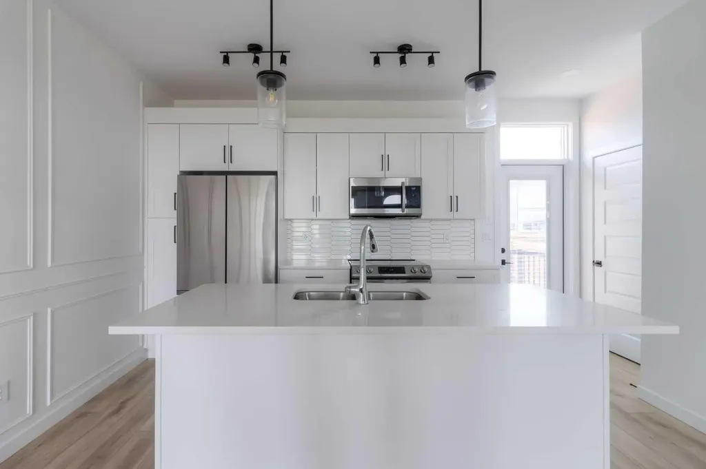 633 Blackwolf Boulevard N Lethbridge AB T1H7H7