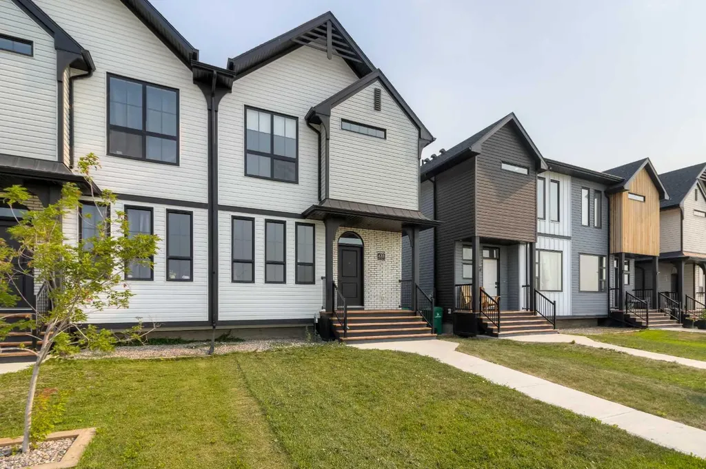 633 Blackwolf Boulevard N Lethbridge AB T1H7H7