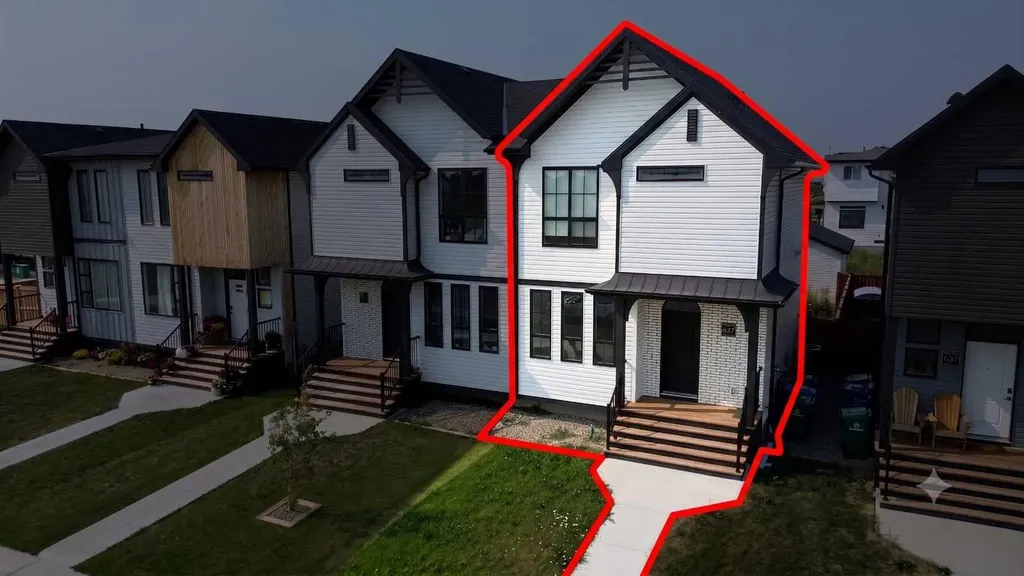 633 Blackwolf Boulevard N Lethbridge AB T1H7H7