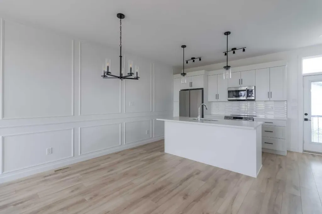633 Blackwolf Boulevard N Lethbridge AB T1H7H7