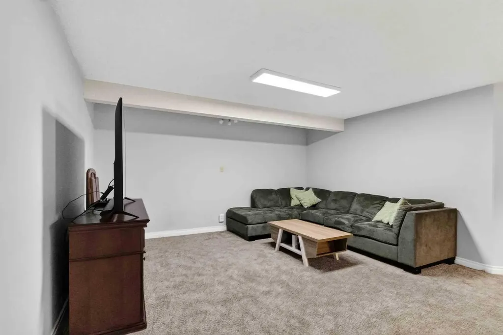 102 Gregoire Drive Anzac AB T0P 1J0