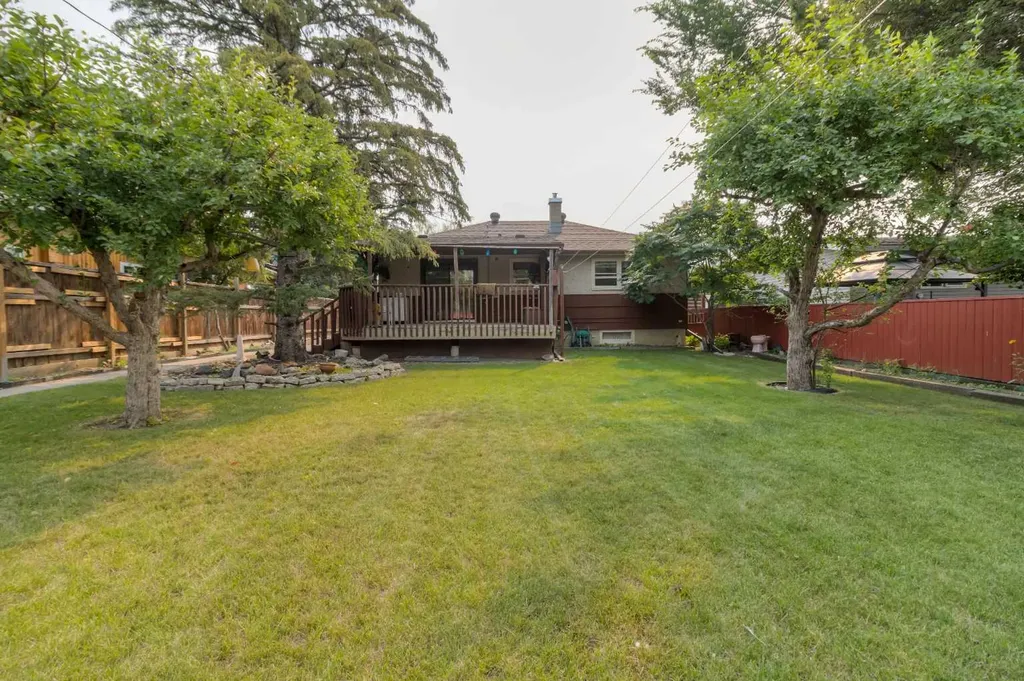 1218 18 Street N Lethbridge AB T1H 3H6