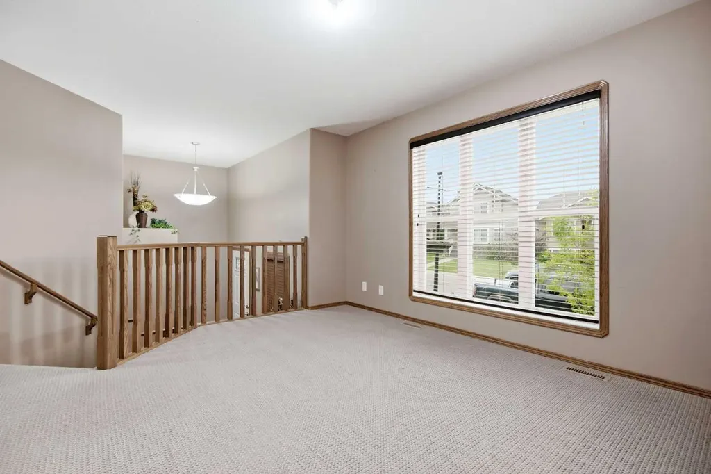 15 Reynolds Road Sylvan Lake AB T4S 0C2