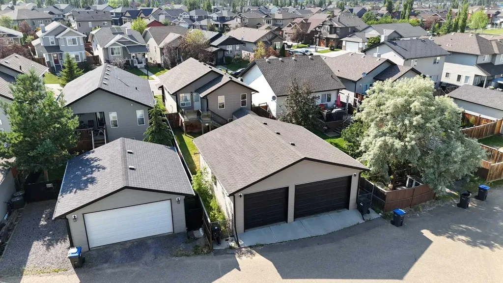 15 Reynolds Road Sylvan Lake AB T4S 0C2