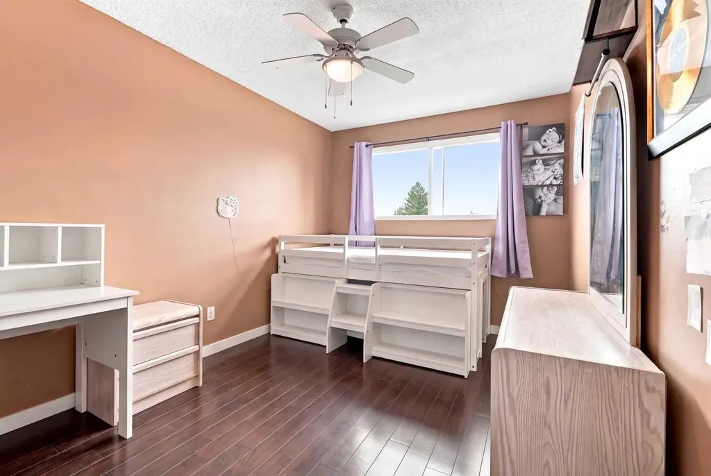 5753 53 Street Close Rocky Mountain House AB T4T 1M6