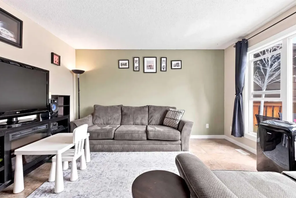 5753 53 Street Close Rocky Mountain House AB T4T 1M6