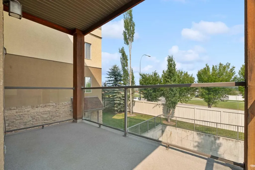 92 Crystal Shores Road Okotoks AB T1S 2N2