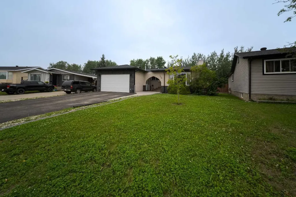 259 Wolverine Drive Fort Mcmurray AB T9H 4M3