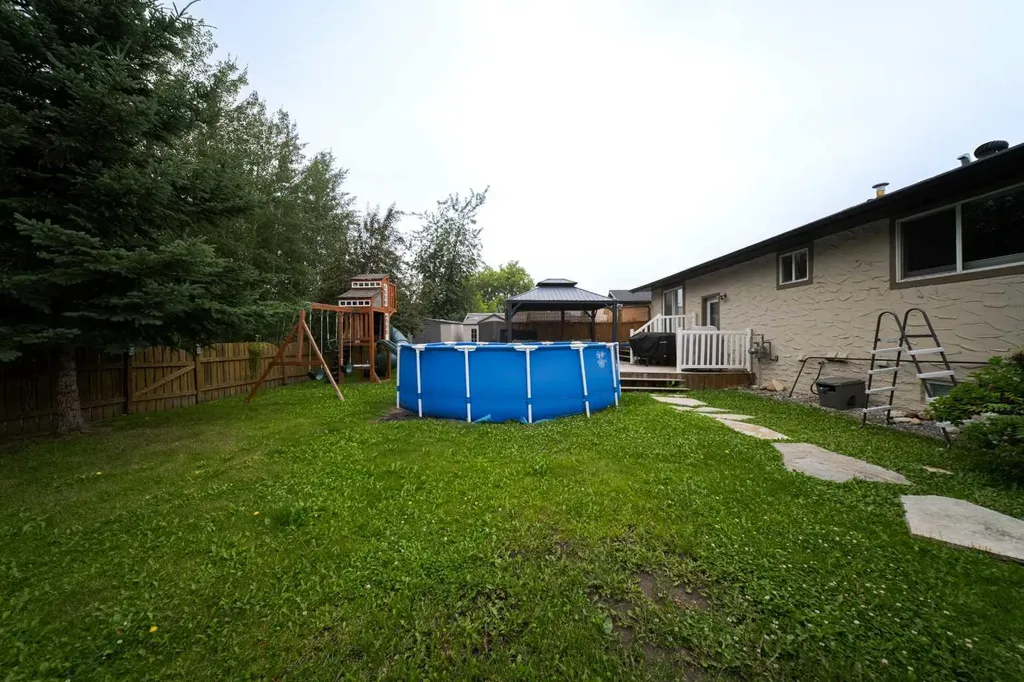259 Wolverine Drive Fort Mcmurray AB T9H 4M3