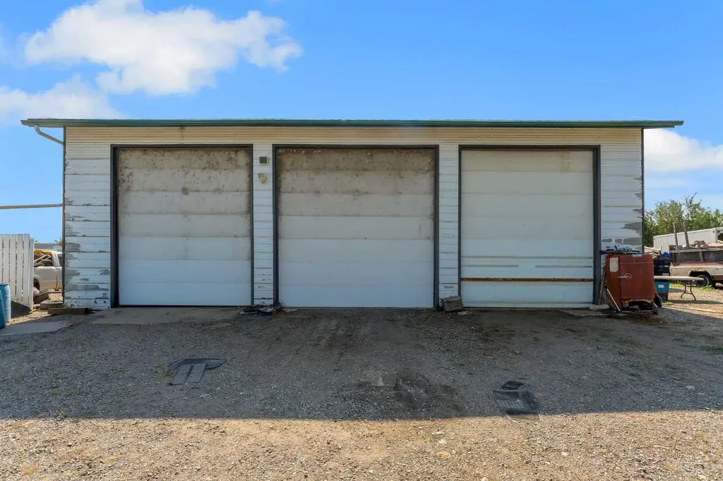 283055 Township Road 250 Rural Rocky View County AB T1Z0P6
