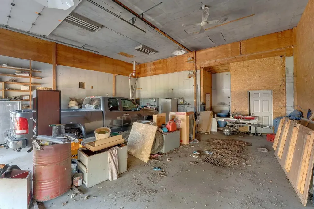 283055 Township Road 250 Rural Rocky View County AB T1Z0P6