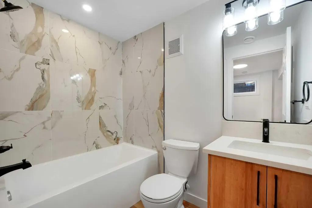 16 Abalone Crescent NE Calgary AB T2A 6Y7