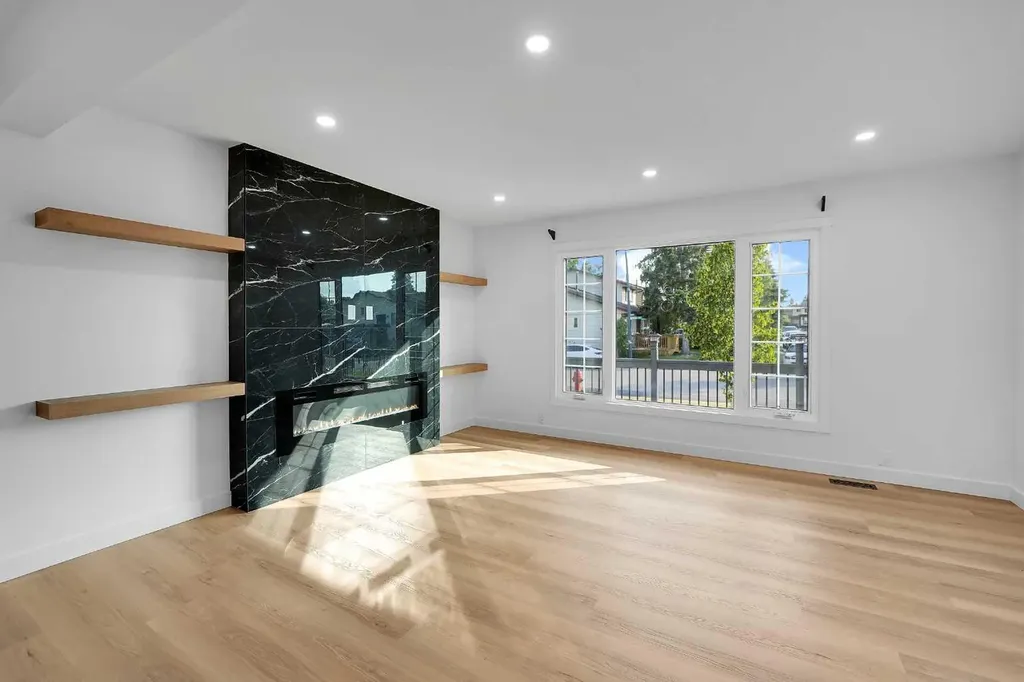 16 Abalone Crescent NE Calgary AB T2A 6Y7