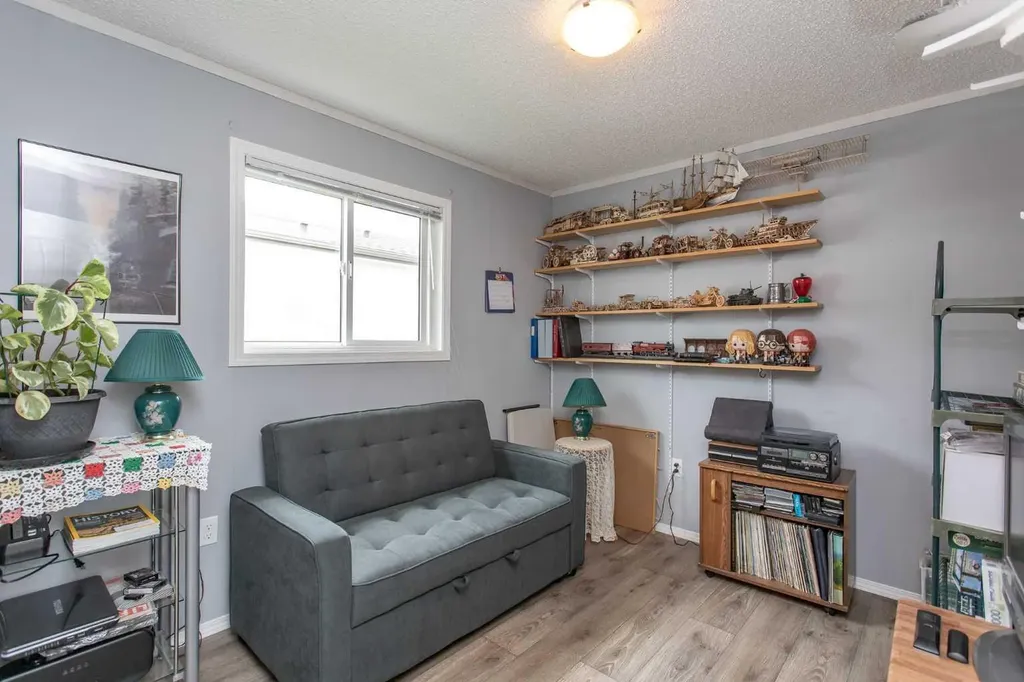 15 Mackenzie Ranch Way Lacombe AB T4L 0B4