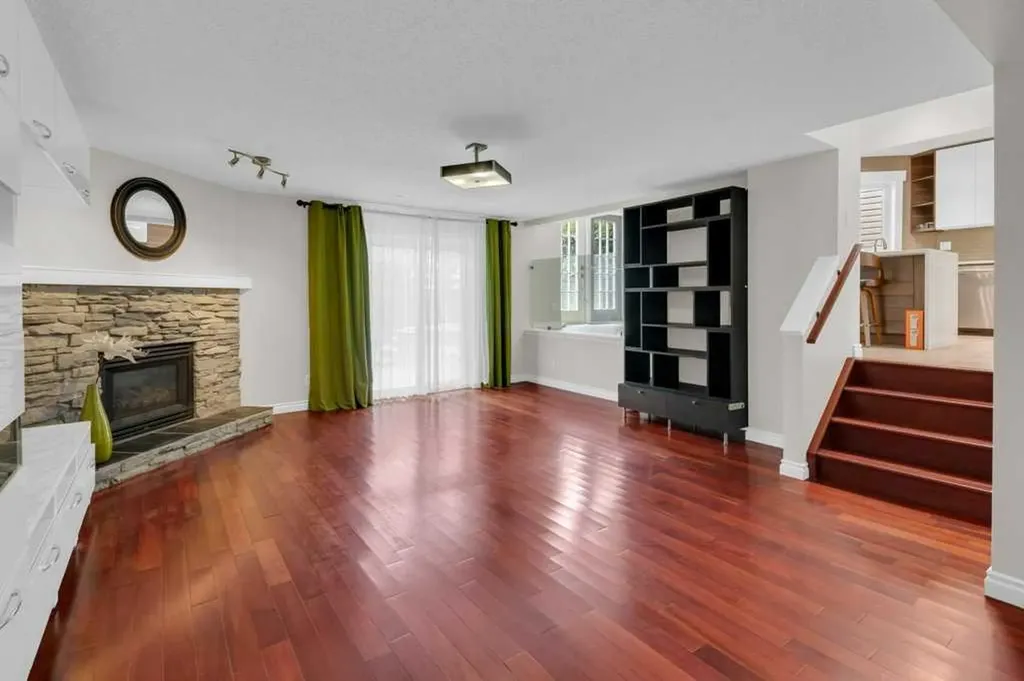 270 Arbour Ridge Park NW Calgary AB T3G 4C4