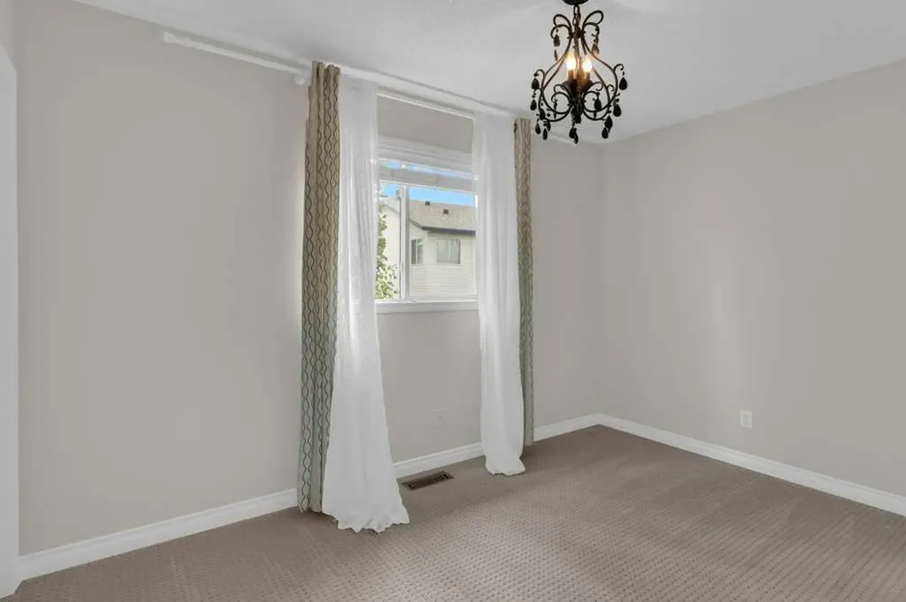 270 Arbour Ridge Park NW Calgary AB T3G 4C4