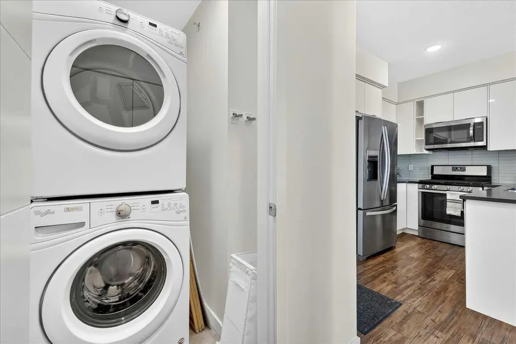120 18 Avenue SW Calgary AB T2S 3H5